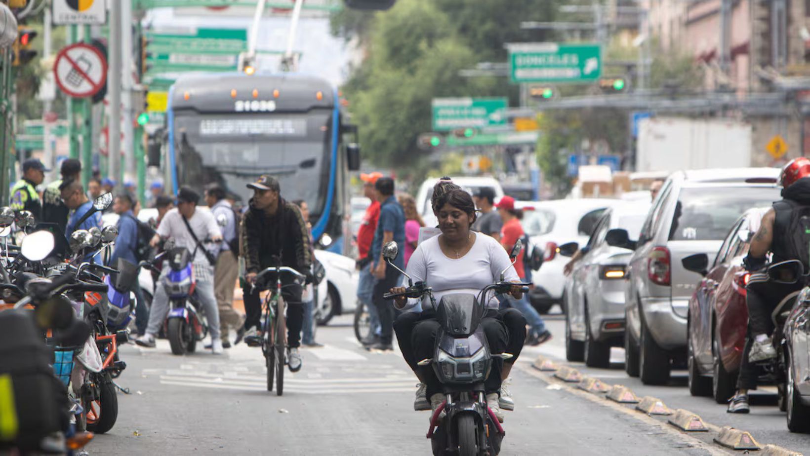 Bicis eléctricas en México: ¿revolución sobre ruedas o caos en las calles?